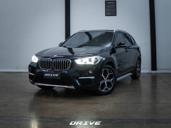 BMW X1 2.0 16V TURBO ACTIVEFLEX SDRIVE20I X-LINE 4P AUTOMÁTICO BMW X1 2.0 16V TURBO ACTIVEFLEX SDRIVE20I X-LINE 4P AUTOMÁTICO